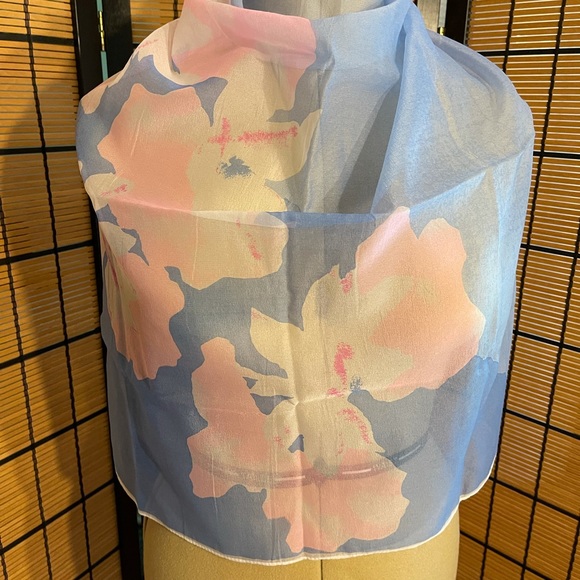 Blue and pink sheer chiffon scarf - Picture 8 of 8